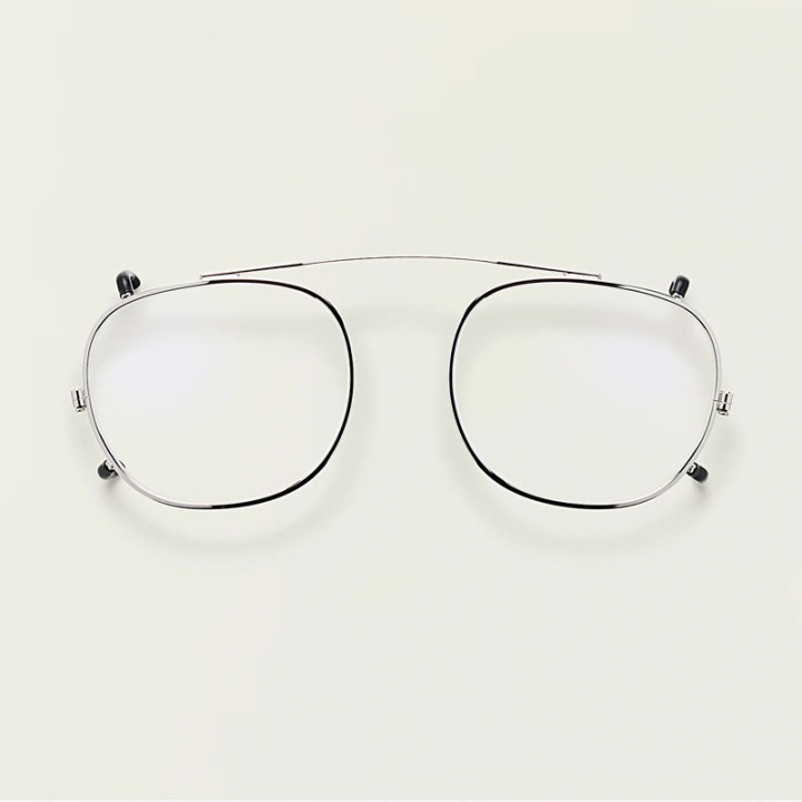 El Cliptosh en silver con lentes protectoras luz azul