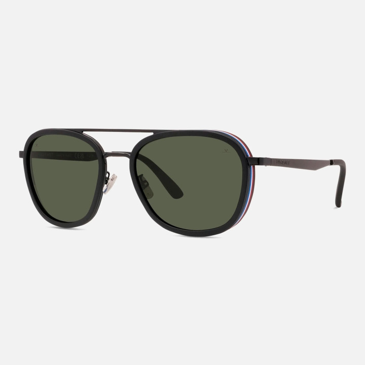 Vuarnet EDGE 04
Black - Flag / Pure Grey (3q view)