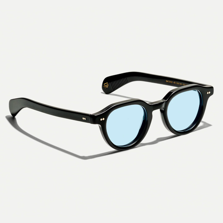Las Baitsim Sun en Black con Bel Air Blue Custom made tints (vista 3q)