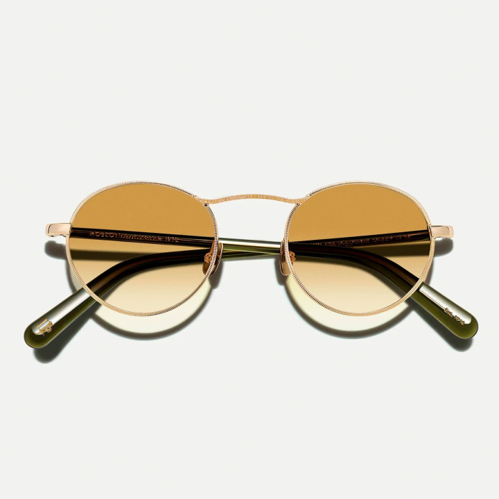 Las Kanaka Sun en gold/dark green con lentes CMT Chestnut Fade