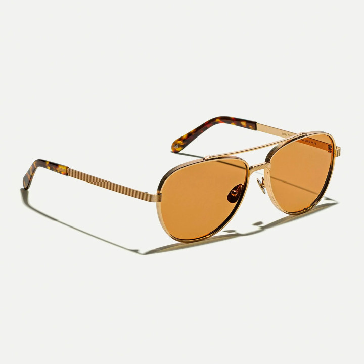 Las Shav Sun en Gold con Amber custom made tints (vista 3q)