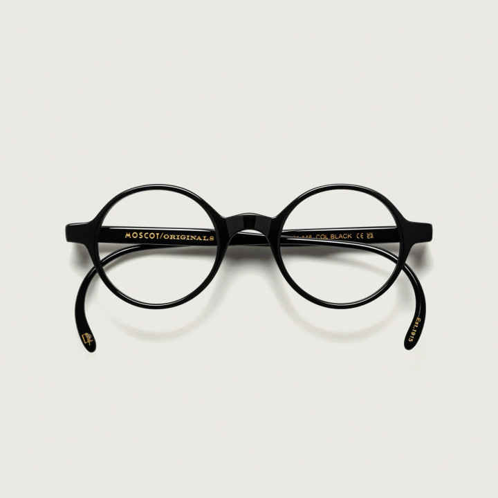 The Scooch in Black